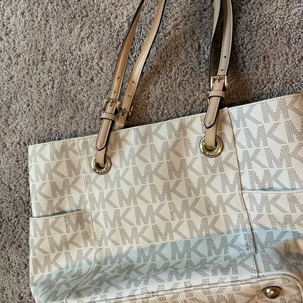 Michael kors bag